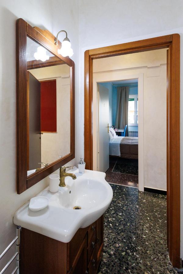 Casa Vittoria Di San Martino Affittacamere 제노바 외부 사진